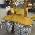 716 5316 DRESSING TABLE